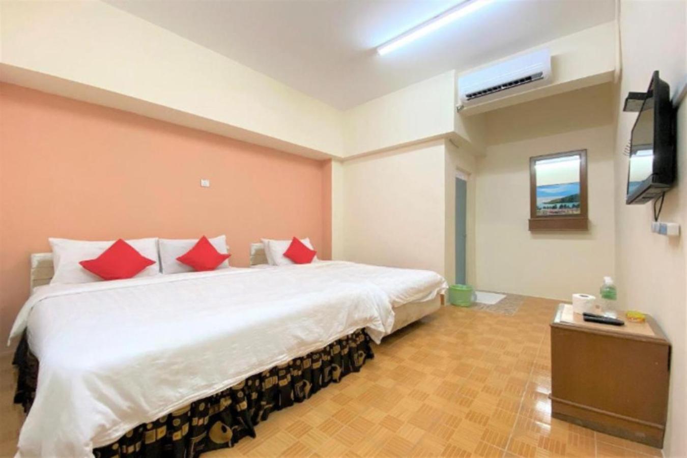 B Hotel Penang Джордж Таун Екстериор снимка