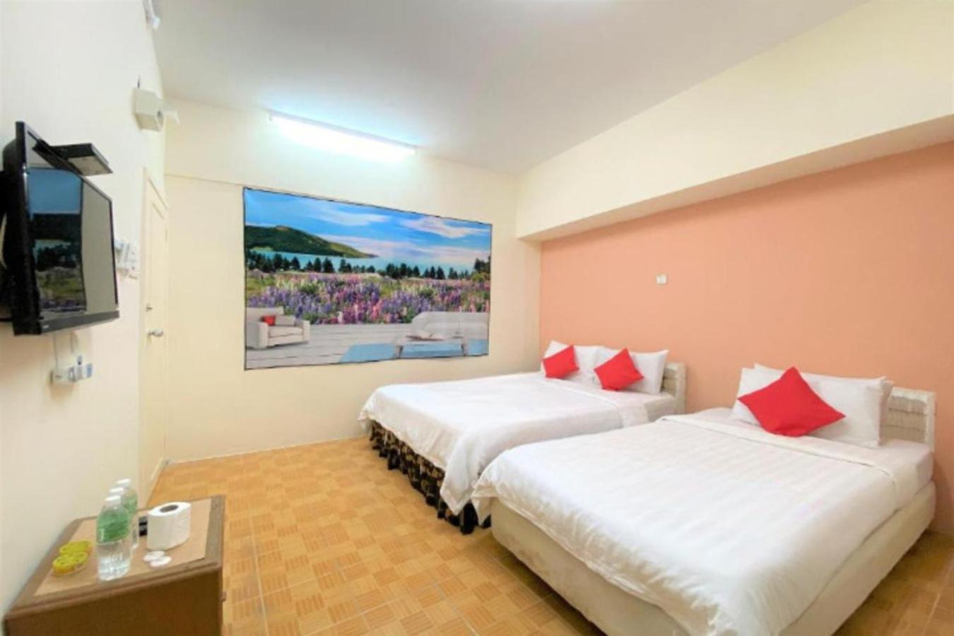 B Hotel Penang Джордж Таун Екстериор снимка