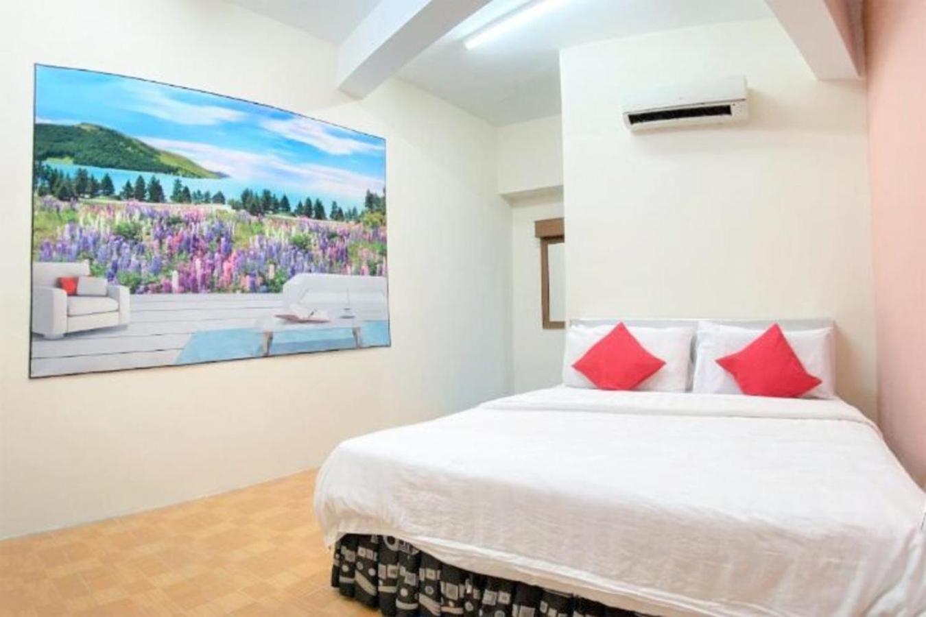 B Hotel Penang Джордж Таун Екстериор снимка