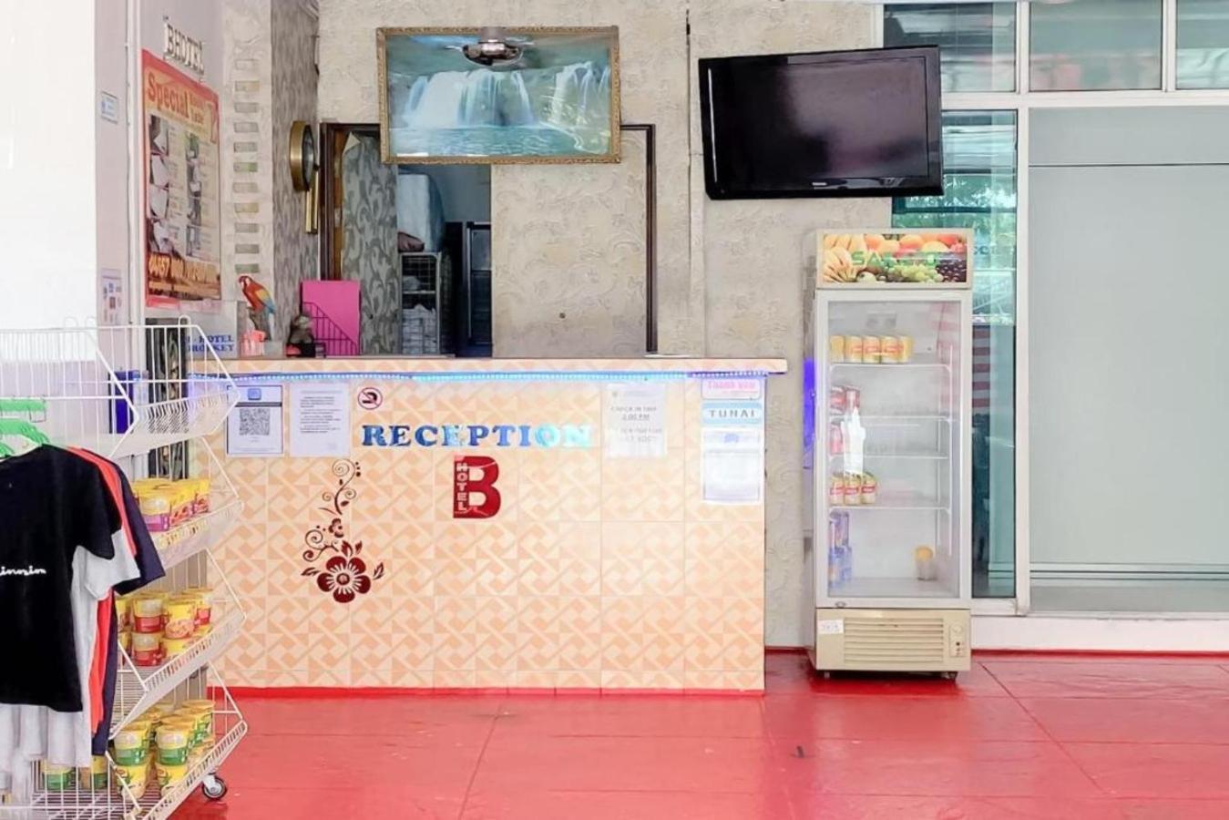 B Hotel Penang Джордж Таун Екстериор снимка